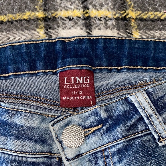 Ling Collection Women’s Blue Jeans Medium Rise Pre-Washed 5 Pockets Size 11/12 - Picture 3 of 3